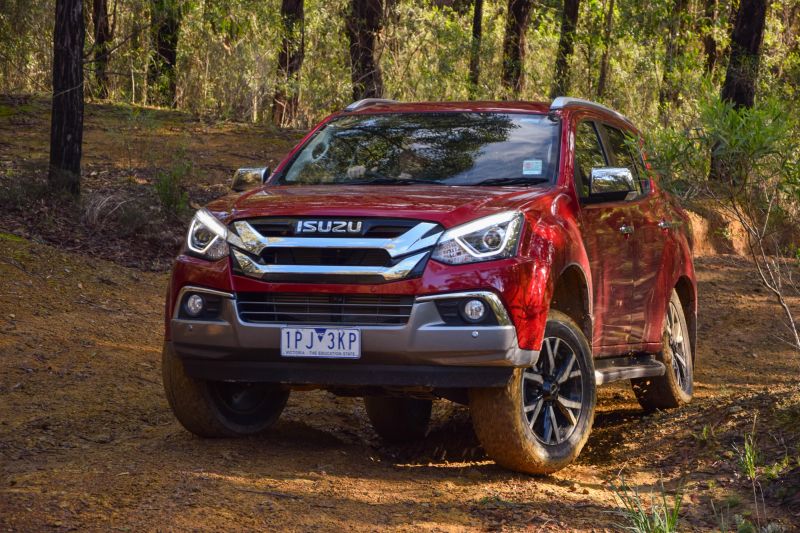 2020 Isuzu MU-X LS-T off-road review