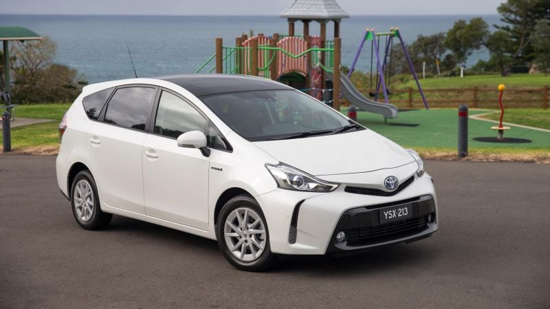 Toyota Prius V Hero