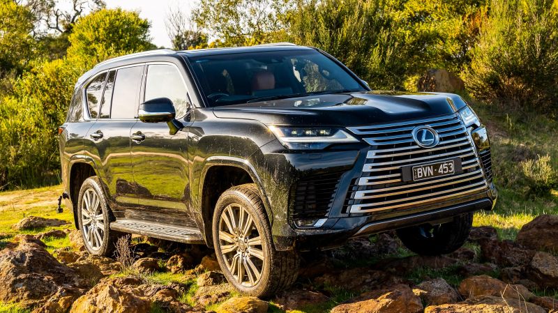 2023 Lexus LX 600 Ultra Luxury review