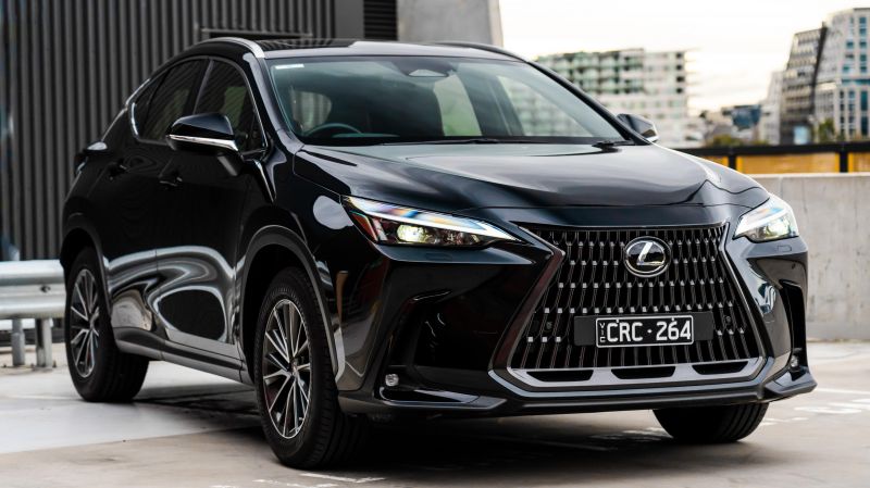 2024 Lexus NX 250 review Hero