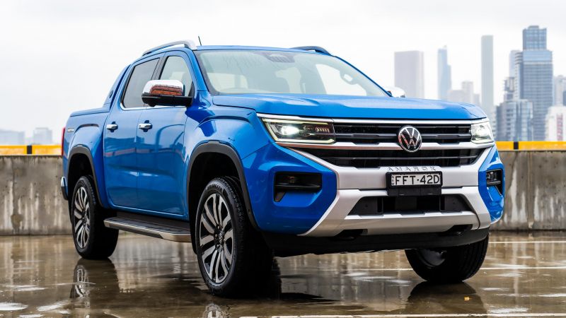 2024 Volkswagen Amarok Aventura TSI452 review Hero