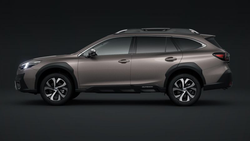 Subaru Outback Hero