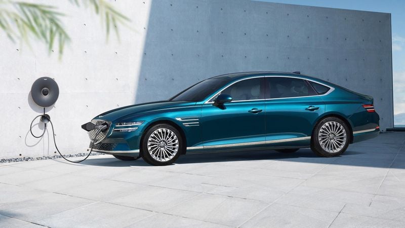 Genesis G80 Hero