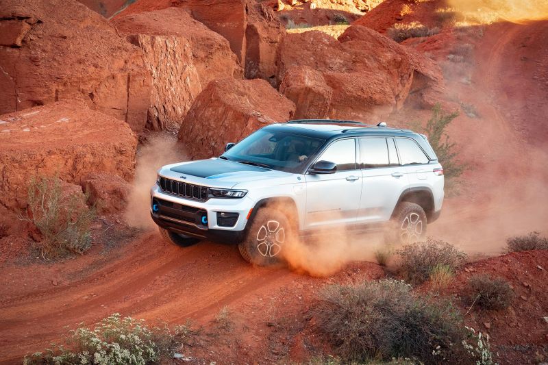 Jeep Grand Cherokee Hero