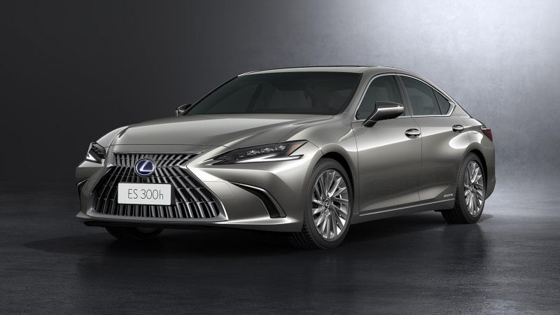 Lexus ES Hero