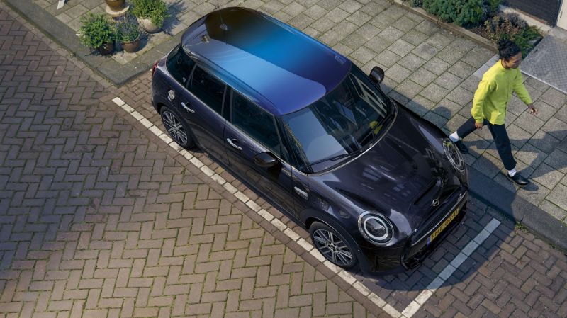 Mini Cooper 5 Door Image