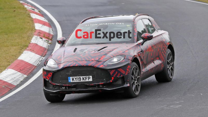 Aston Martin DBX Hero