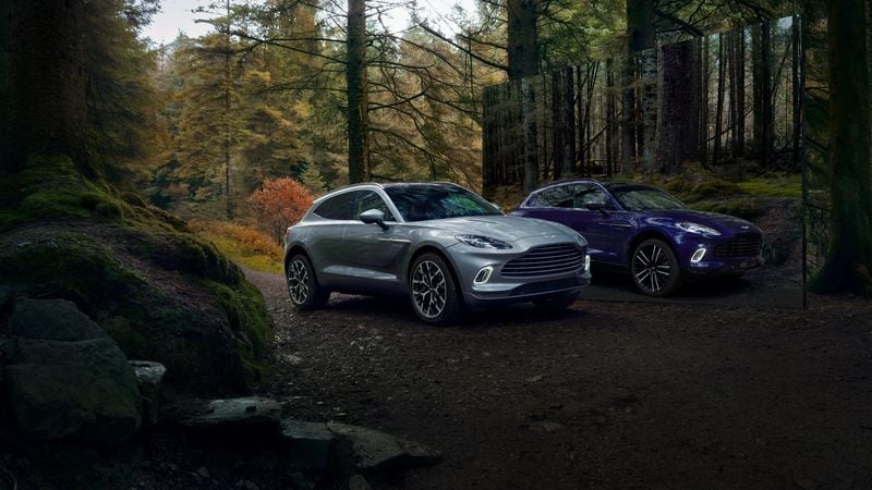 Aston Martin DBX Hero