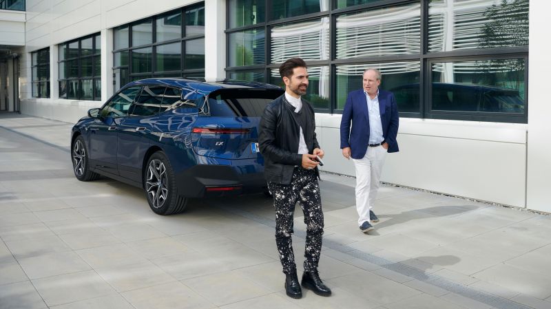 BMW iX Hero