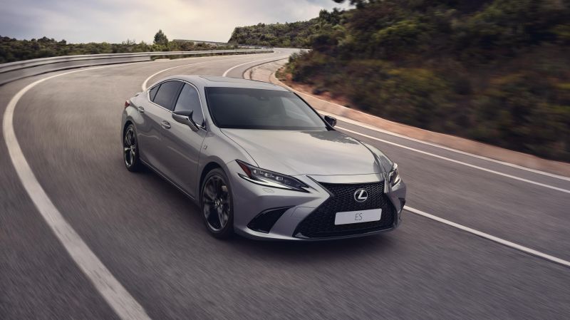Lexus ES Hero