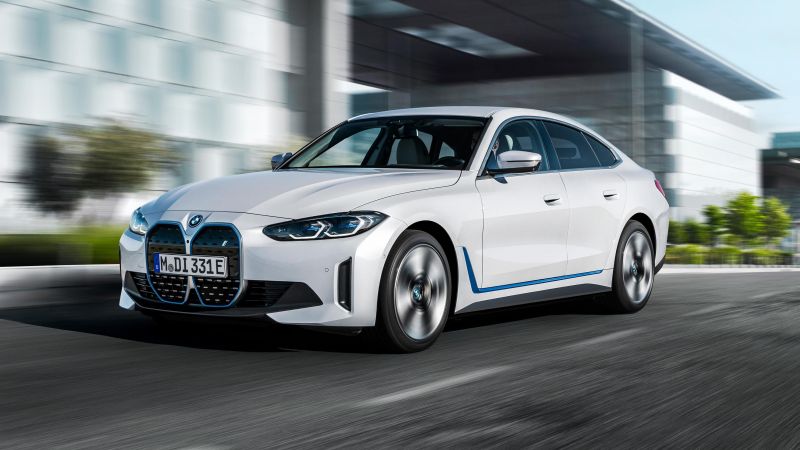 BMW i4 Hero