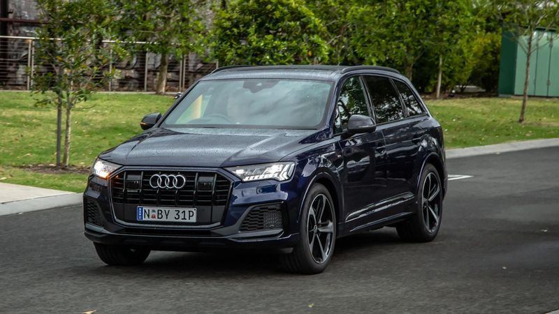Audi Q7 Hero
