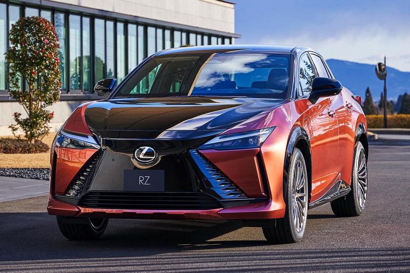 Lexus RZ Hero