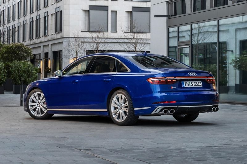 Audi S8 Image