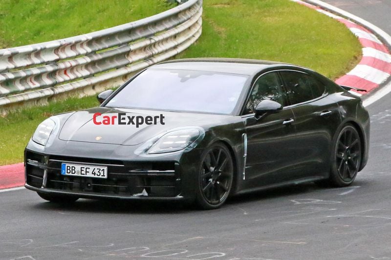 Porsche Panamera Hero