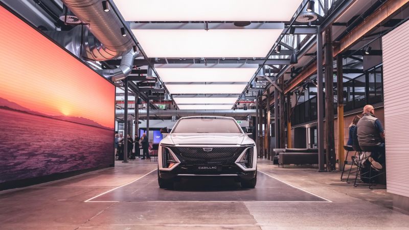 Cadillac Hero