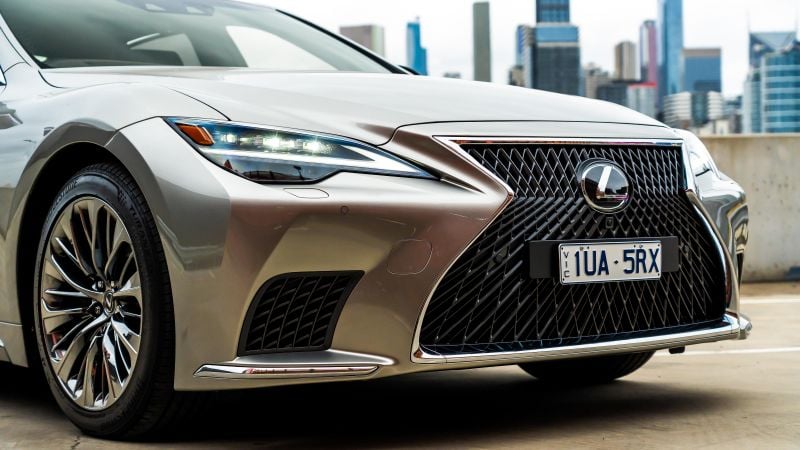 Lexus LS Hero