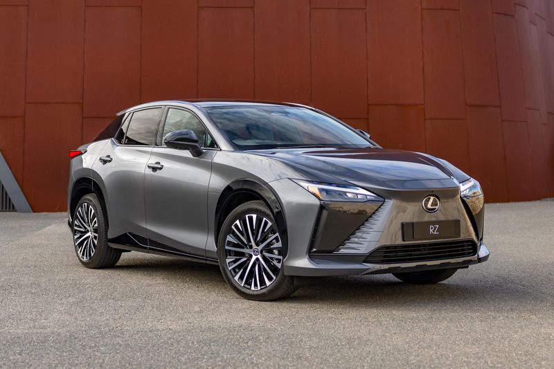 Lexus RZ vs Peugeot 408 | CarExpert