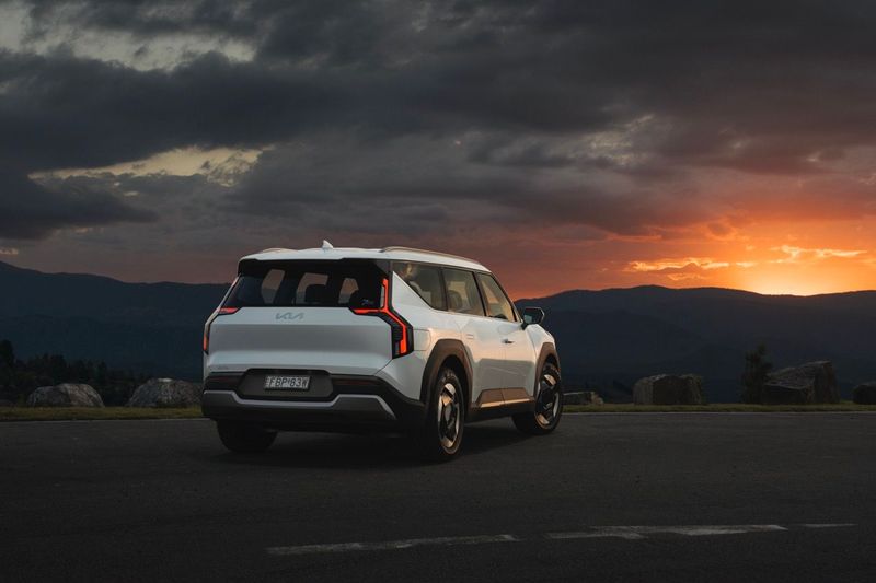 Kia EV9 Image