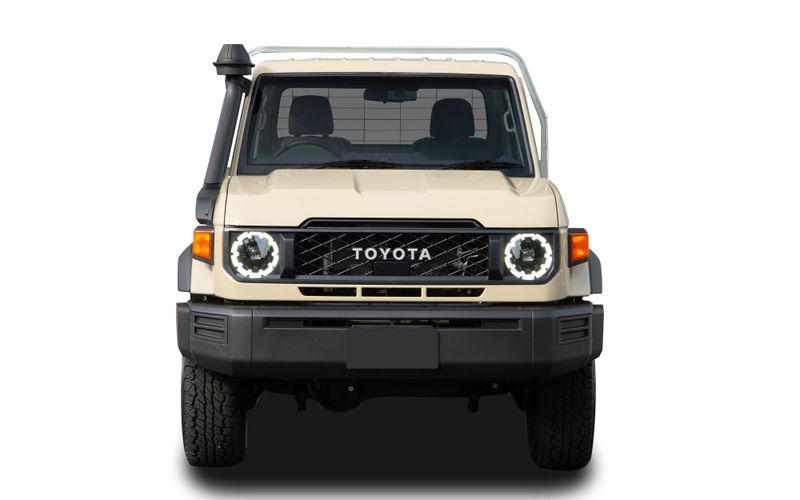 Toyota LandCruiser 70 Featured Image