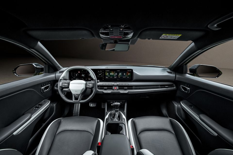 2026 Kia K4 Hatch GT Line 5