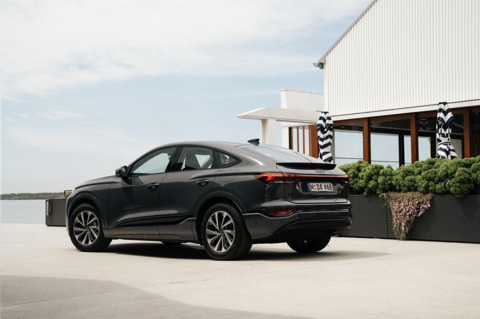 2026 Audi Q6 Sportback E Tron GREY 03