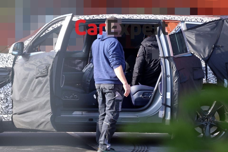 Genesis GV90 Coach Doors Confirmed in New Spy Photos 2 genesis gv90 ev spypix spy photos 26