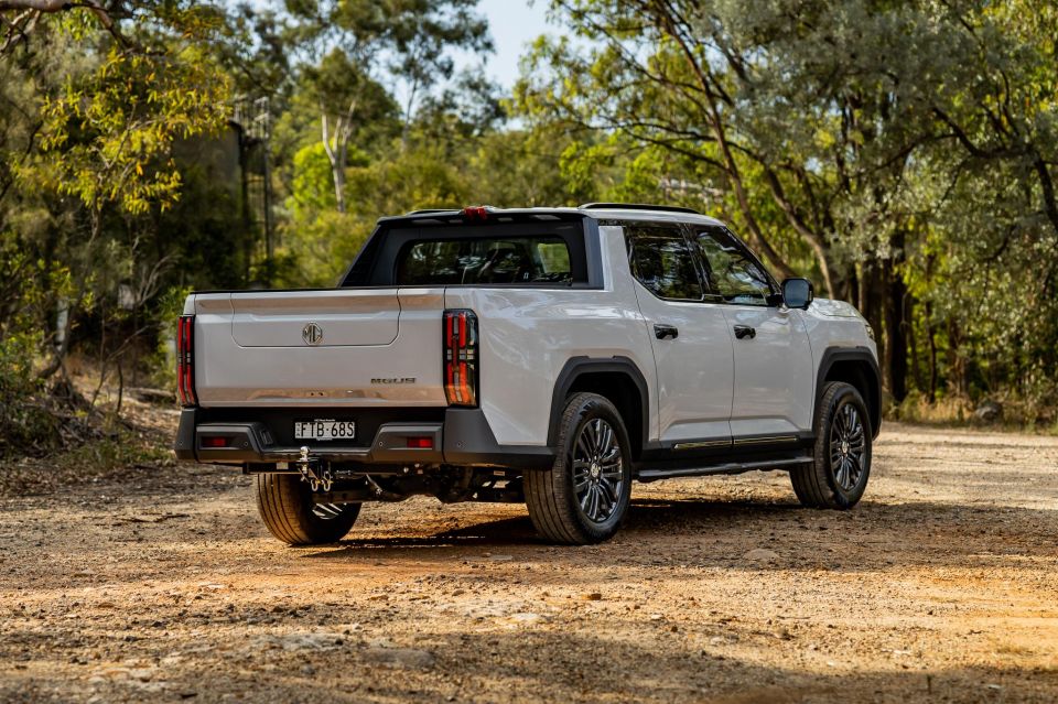 MG U9 Explore Pro Stills 14