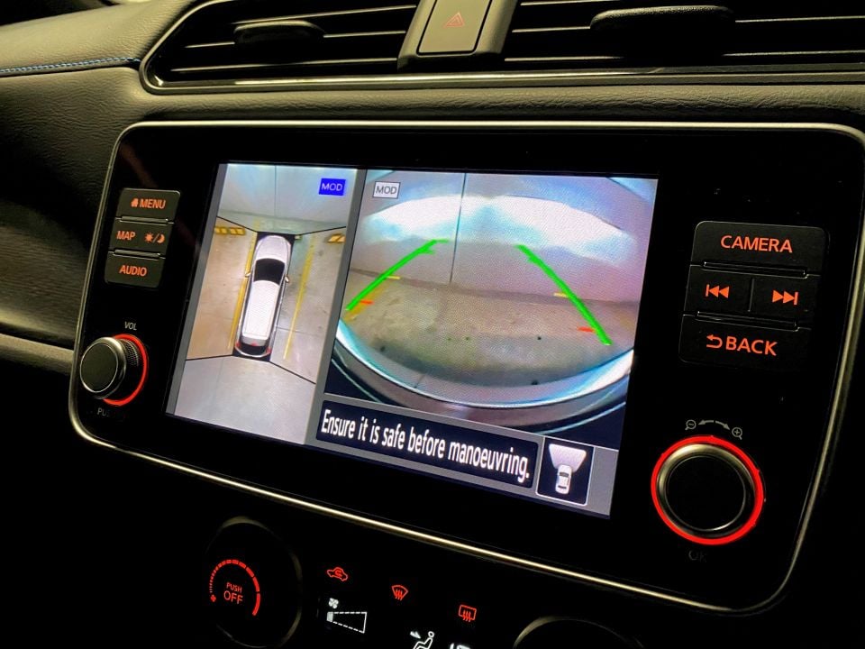The Camera button enables you to change this view to ensure you never scrape a gutter again