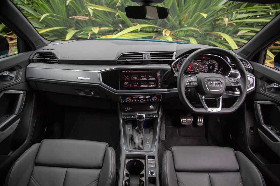 Audi Q3 interior