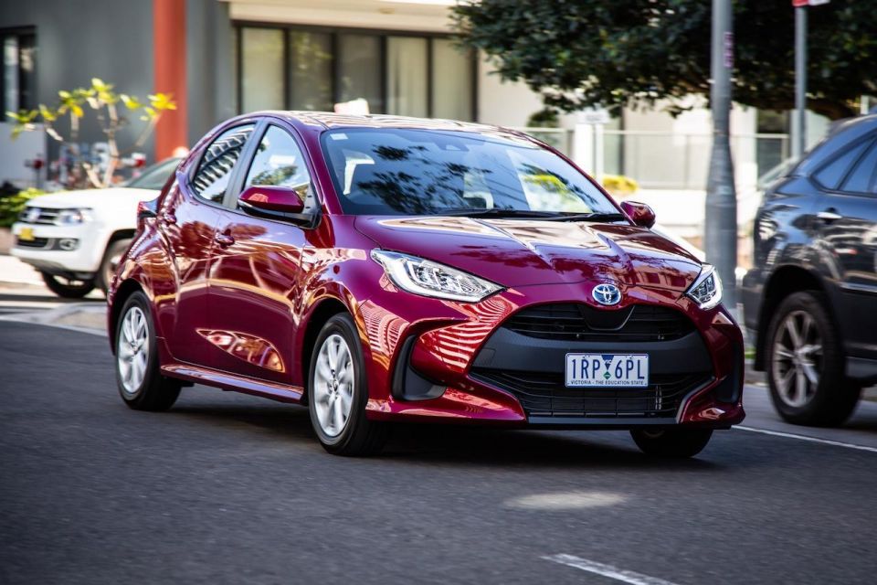 Yaris SX Hybrid