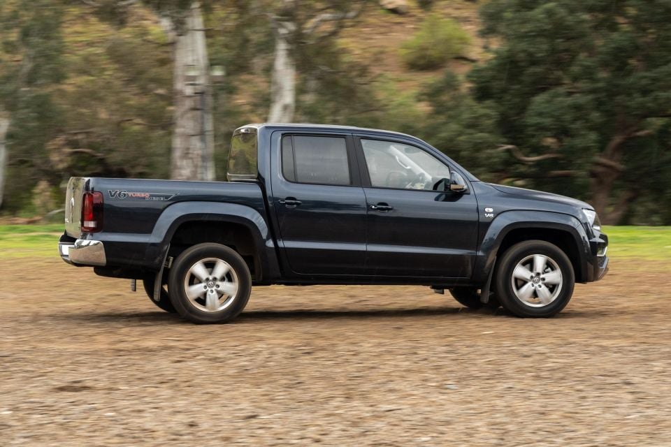 Pictured: Volkswagen Amarok V6 TDI550 Sportline (grey)