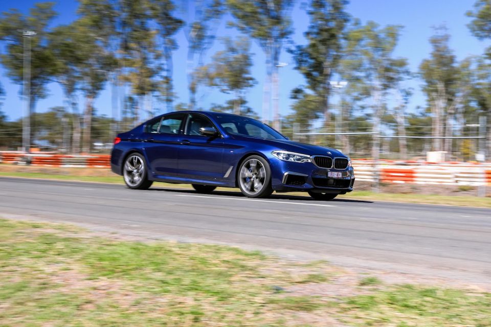 BMW M550i