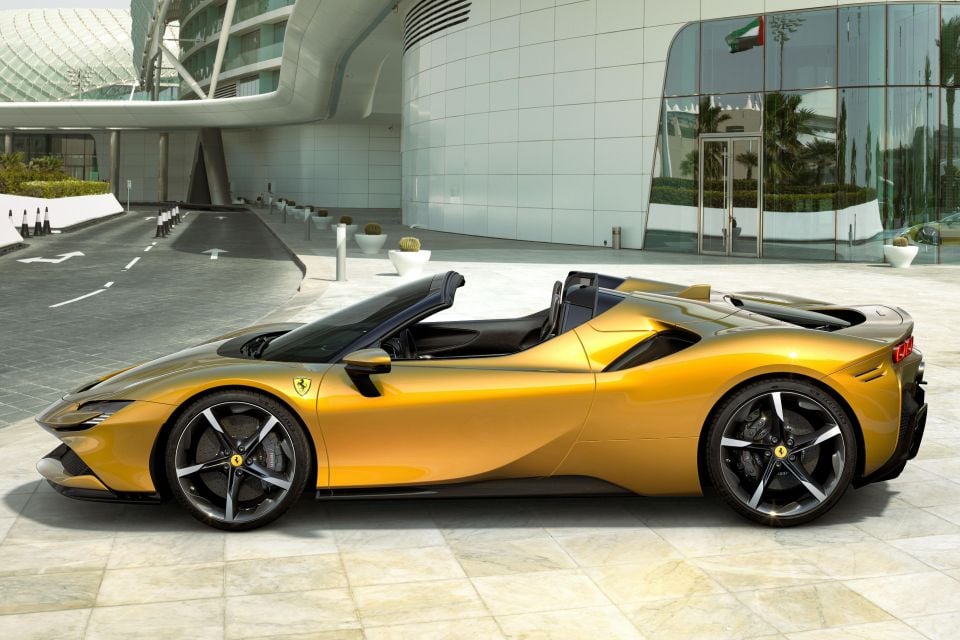 Plug-in hybrid SF90