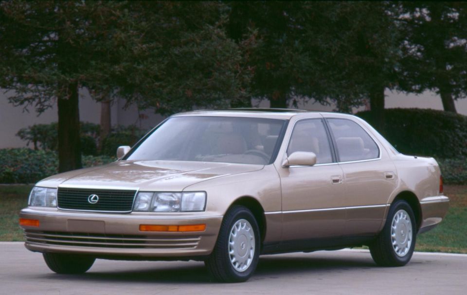 1989 Lexus LS400