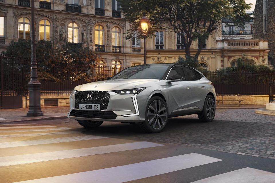 DS 4