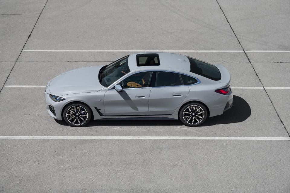 430i