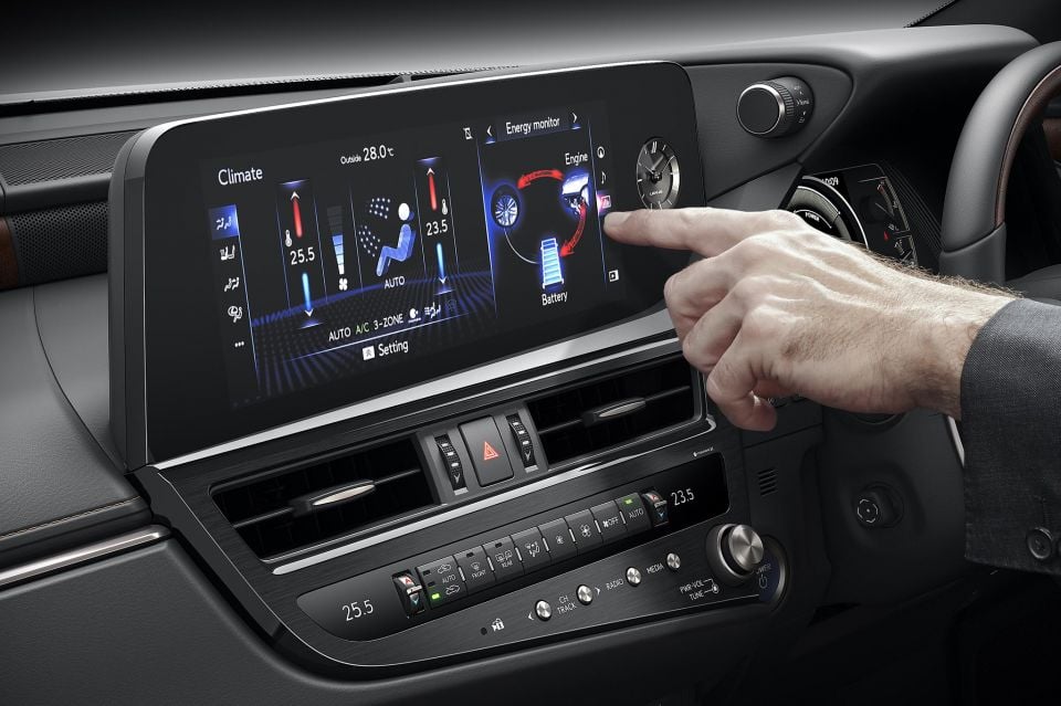 Pictured: Lexus ES300h F Sport (overseas model)