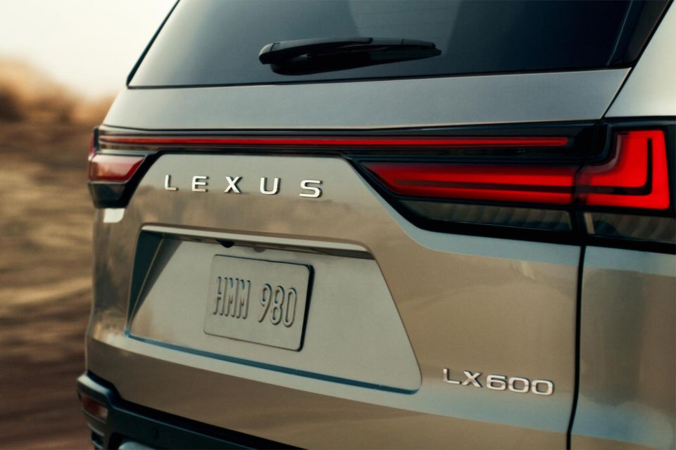 2022 Lexus LX600