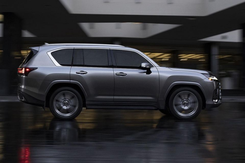 Lexus LX