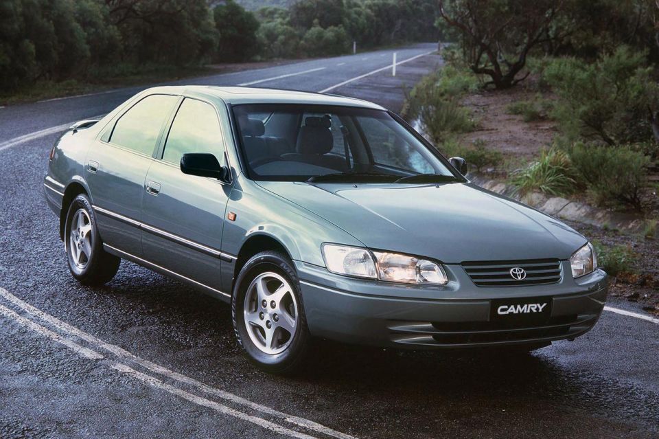 1997-2002 Toyota Camry: one star