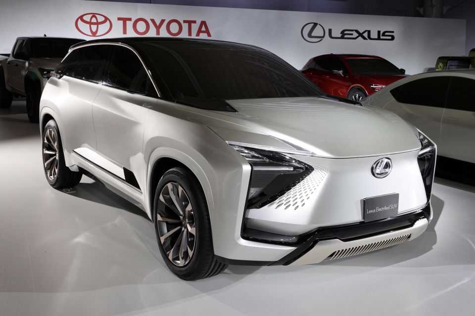 Lexus large SUV