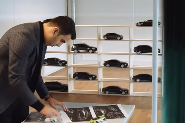 Possible GV80 Coupe (third shelf down, far-right)