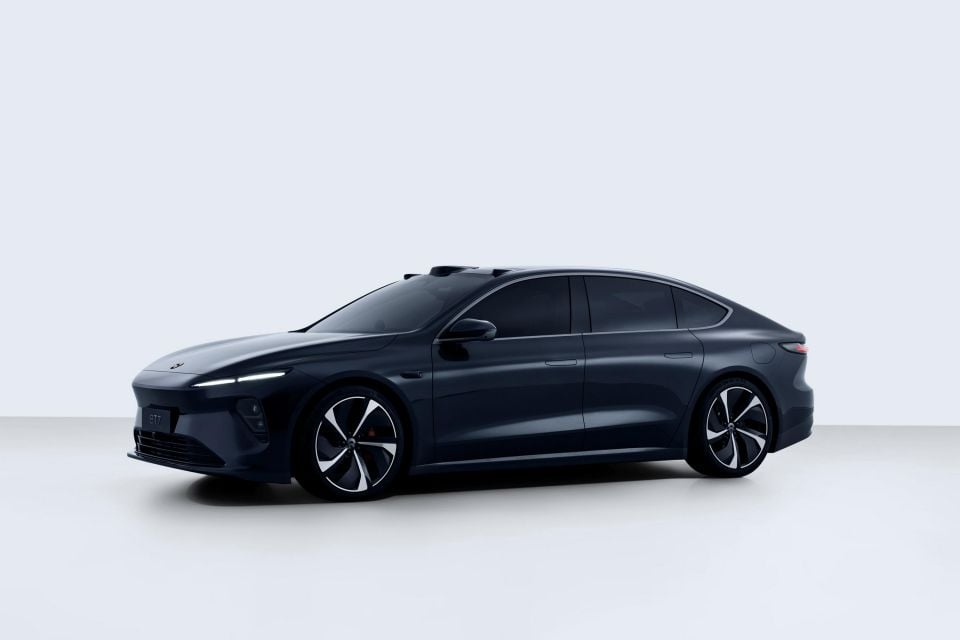 ET7