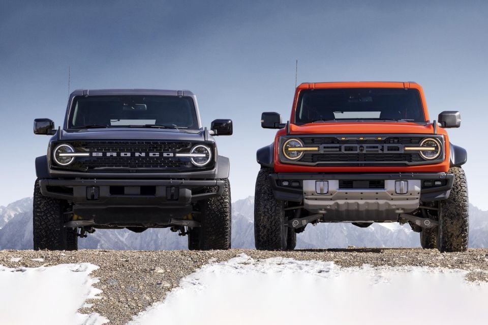 Pictured: Bronco Wildtrak (left) & Bronco Raptor (right)
