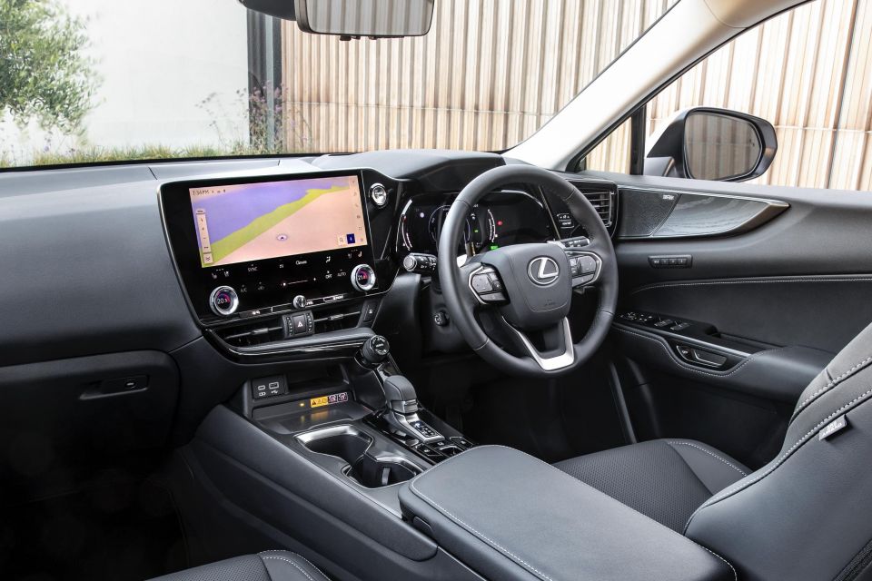 14.0-inch touchscreen