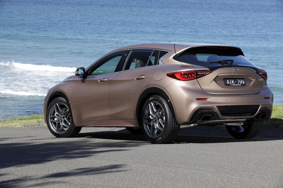 Q30