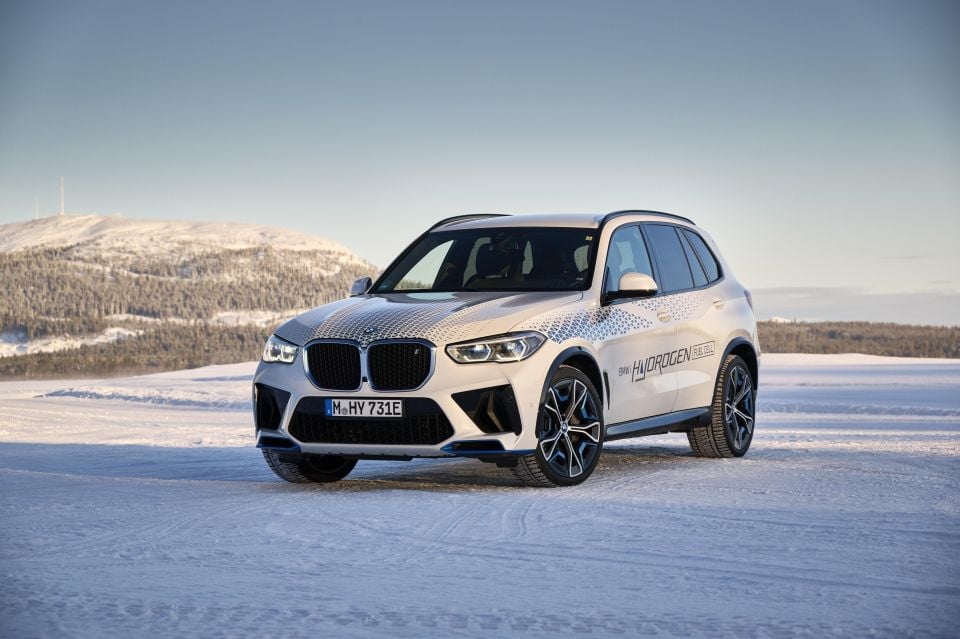 BMW iX5
