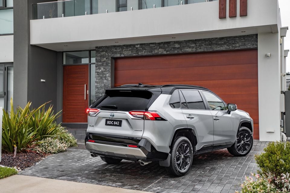 RAV4 XSE Hybrid