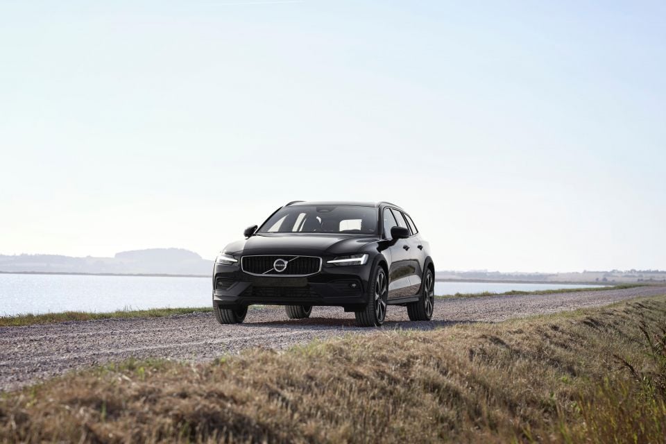 V60 Cross Country B5